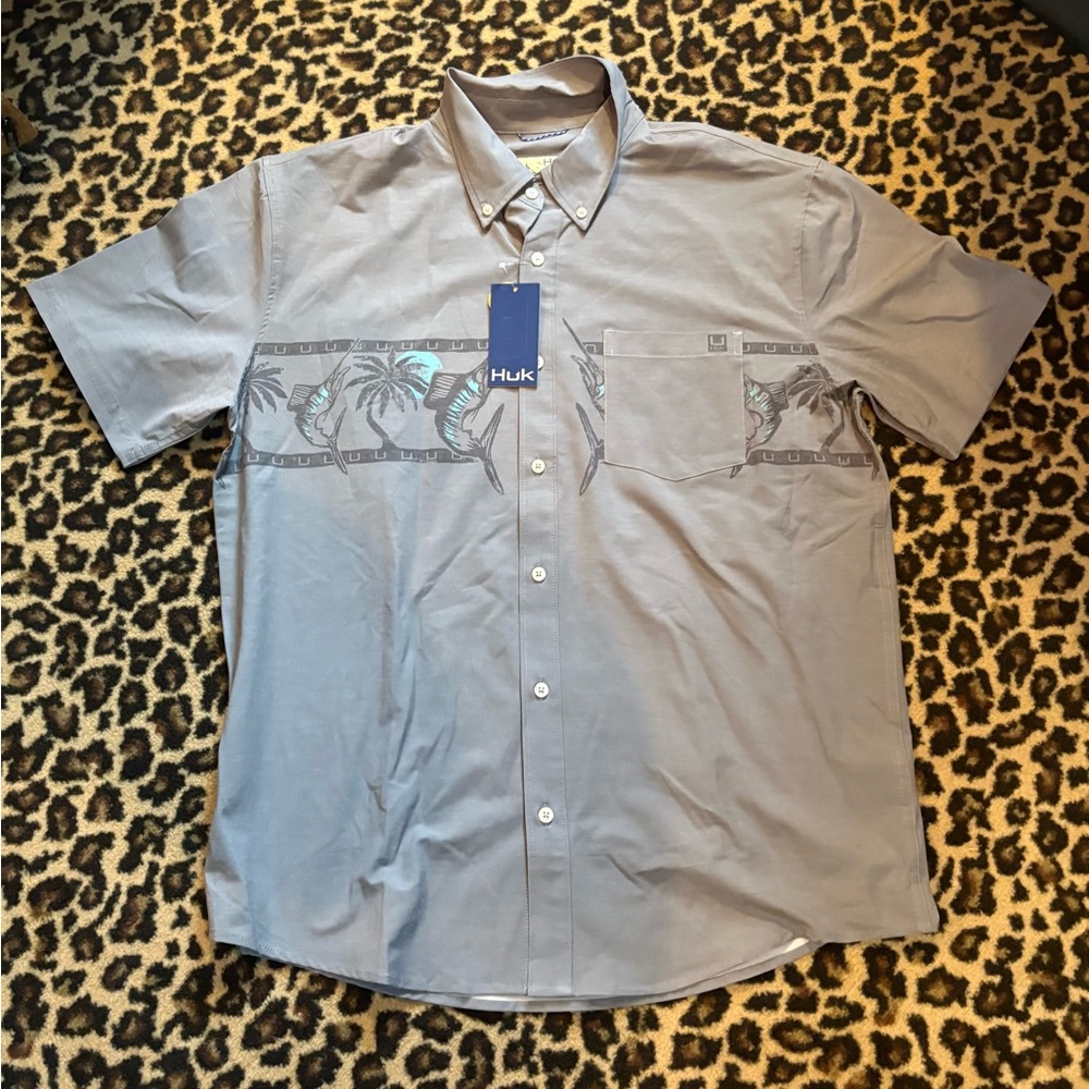 NWT HUK FISHING SS Kona Marlin Print Shirt